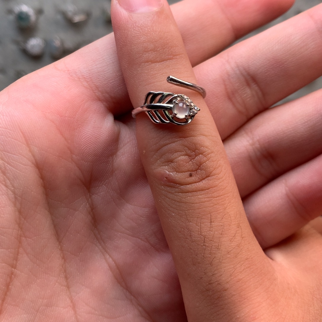 翡翠未镶嵌挂件你是