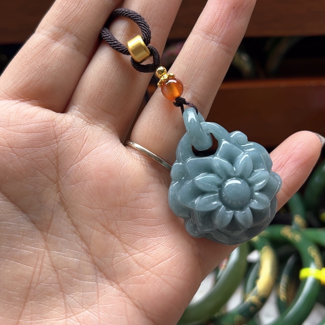 翡翠未镶嵌手镯88888888888888