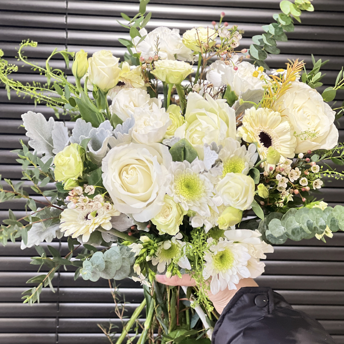 【双节狂欢日】雪落圣诞 白玫小菊腊梅桔梗叶子弗朗白色混搭