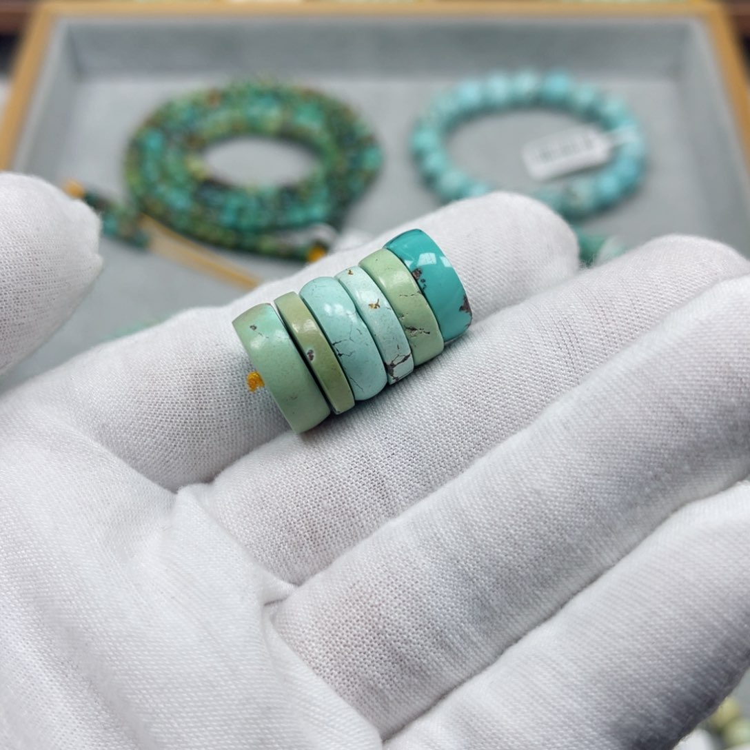 绿松石挂件未镶嵌