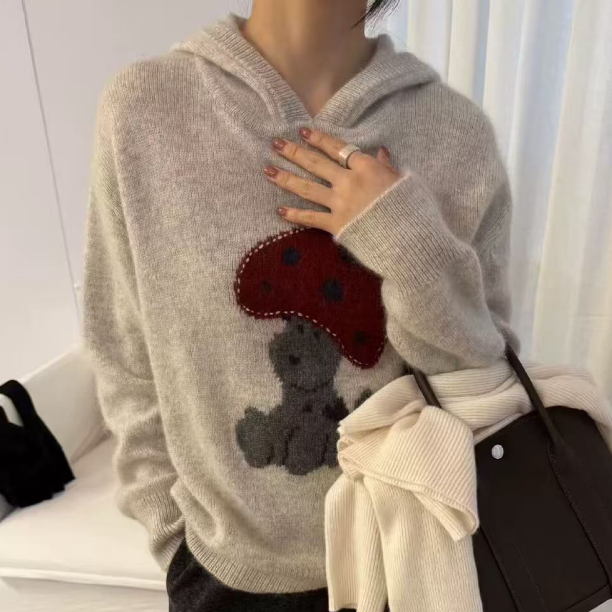 欧洲站2025冬季新款欧货慵懒风连帽长袖蘑菇狗狗毛衣帽衫女6055