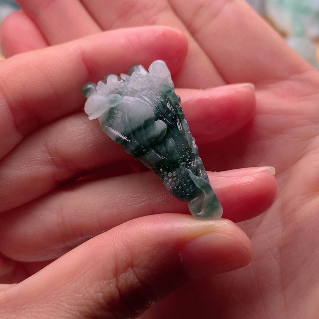 定制翡翠未镶嵌白菜