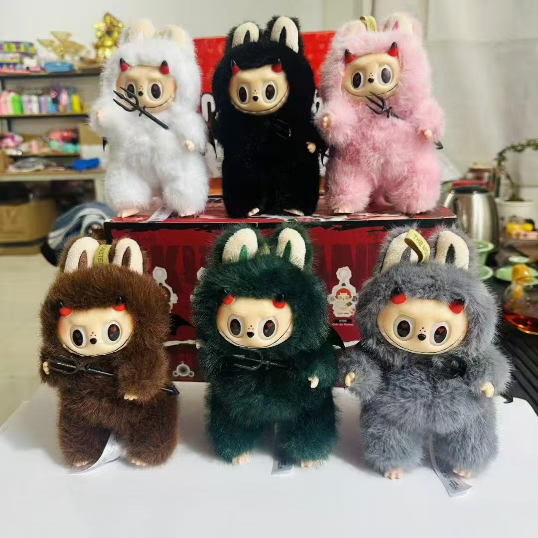 【国版】高品质labubu搪胶怪兽小首领毛绒公仔挂件摆件