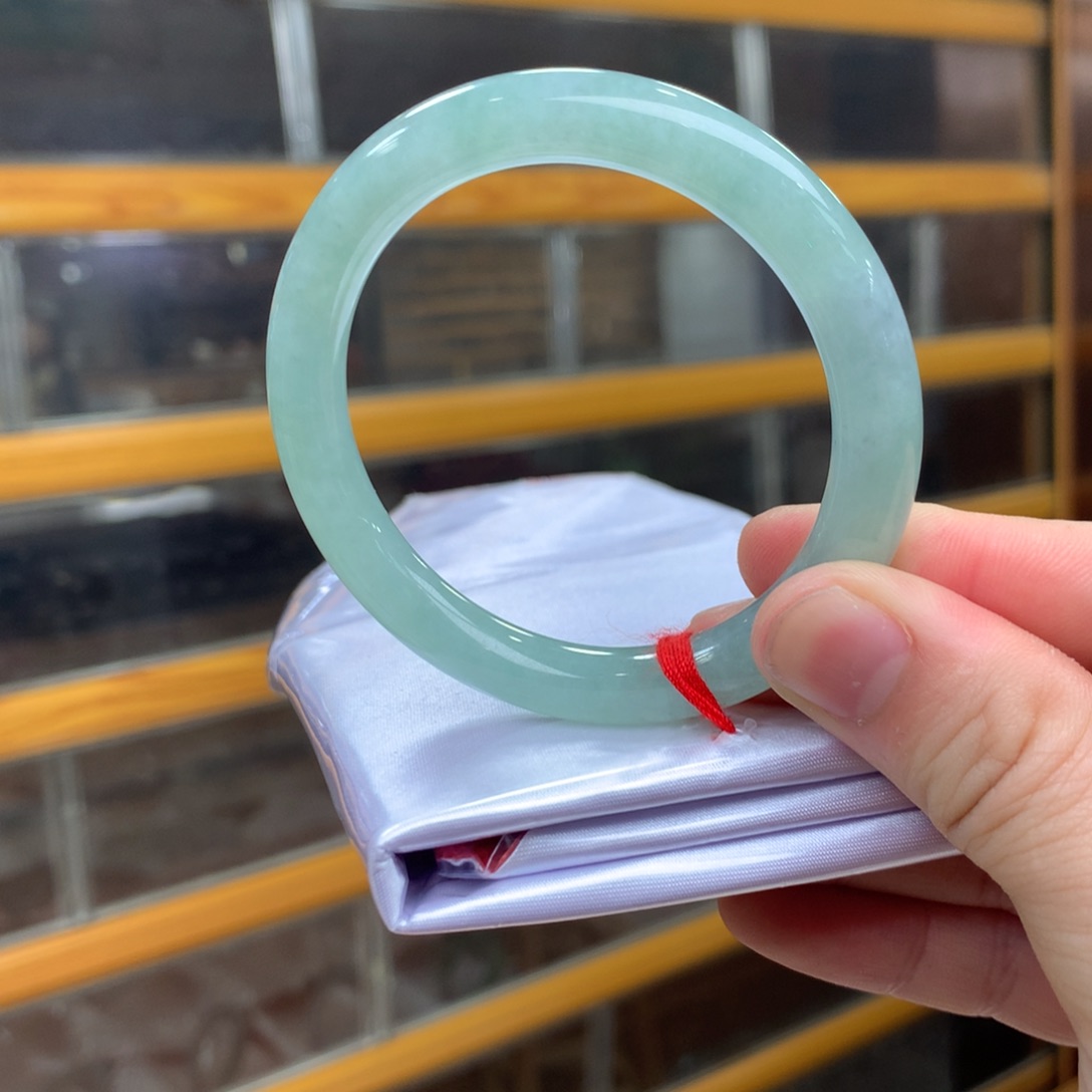 翡翠未镶嵌手镯53圆条