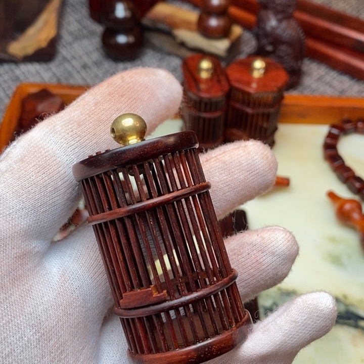 夜***风檀香紫檀（小叶紫檀）