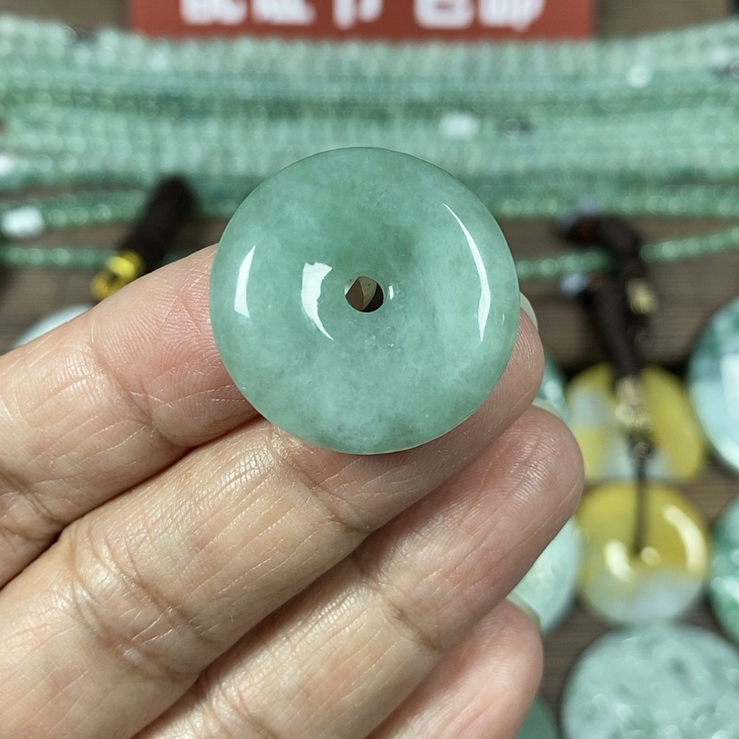 【闪购商品】翡翠颈饰未镶嵌玉吊坠翡翠玉平安扣小款