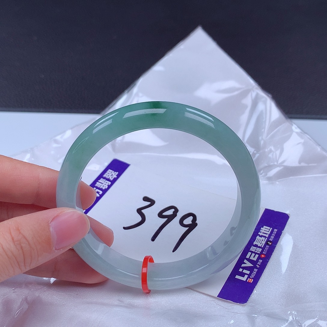 翡翠手镯未镶嵌手镯001541
