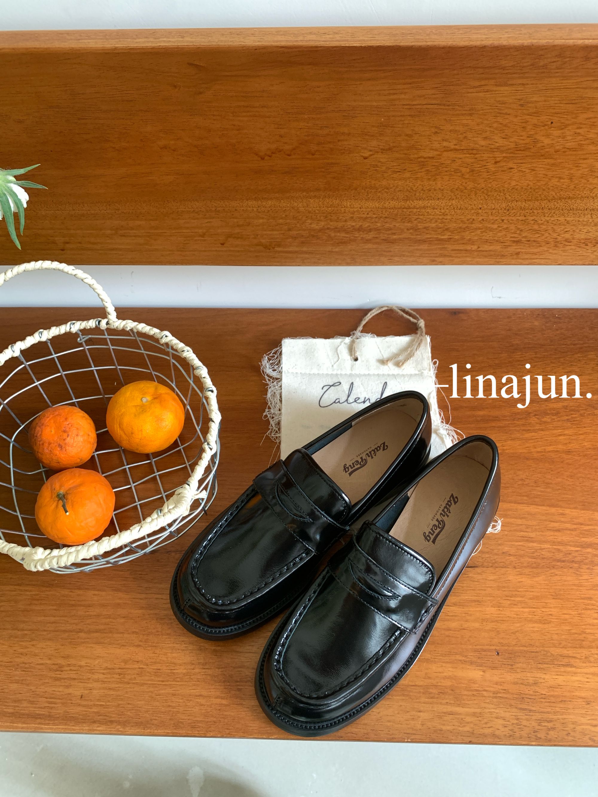 8.16秋棠春夏新款一脚蹬黑色圆头低跟乐福牛漆皮单鞋8888-56