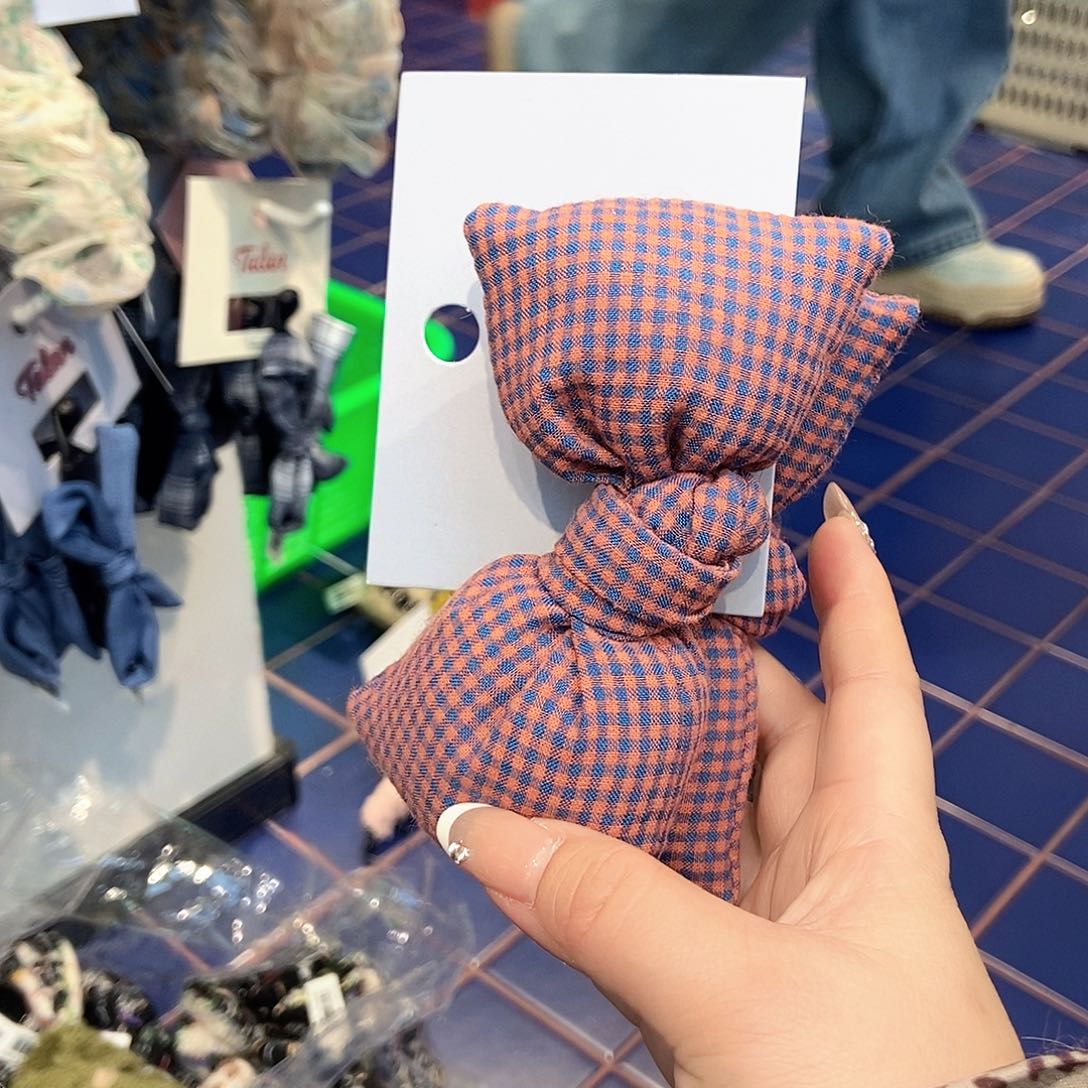 布艺铁合金充棉蝴蝶结香蕉夹
