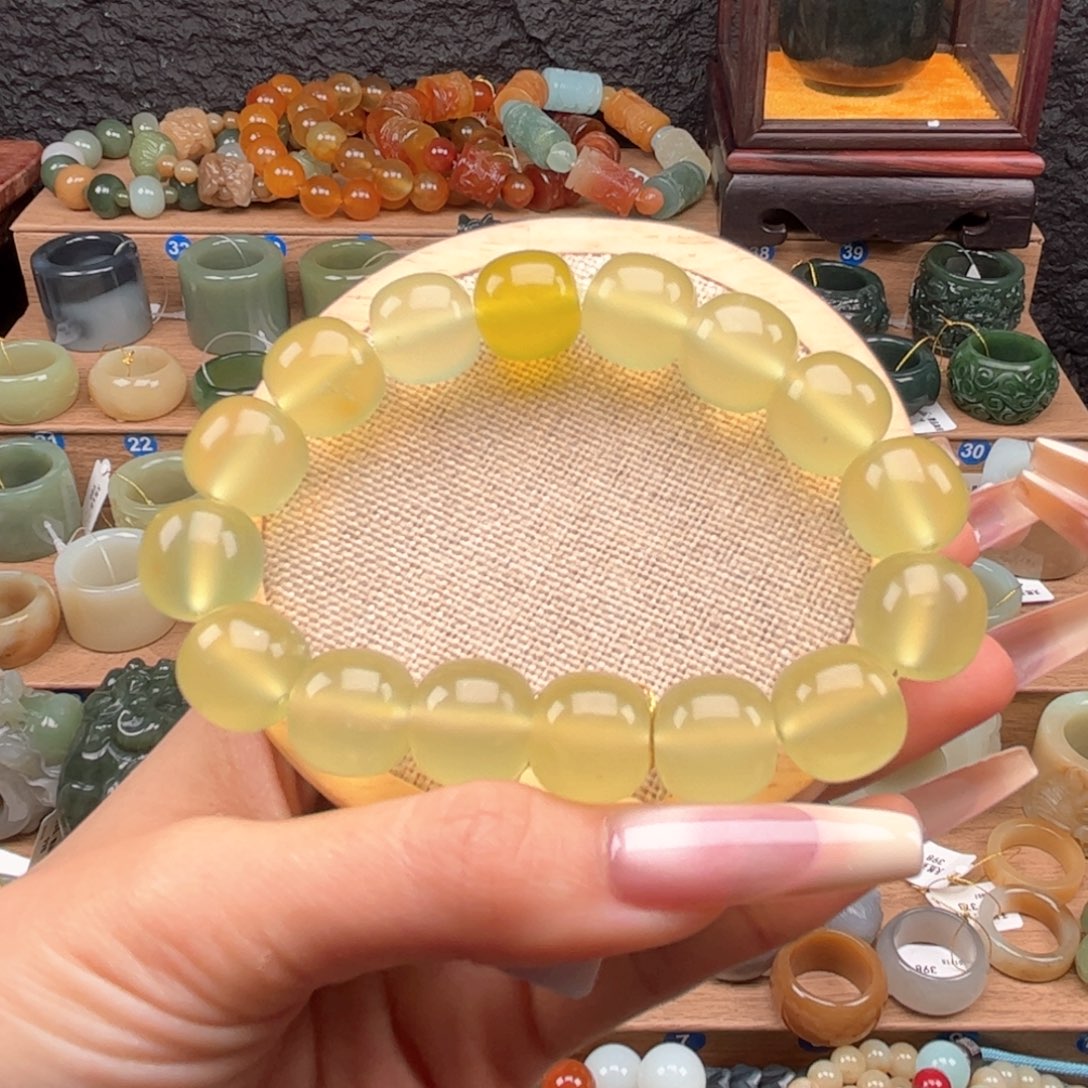 蛇纹石玉未镶嵌手链