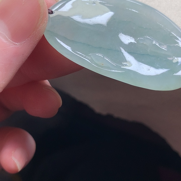 翡翠颈饰未镶嵌吊坠