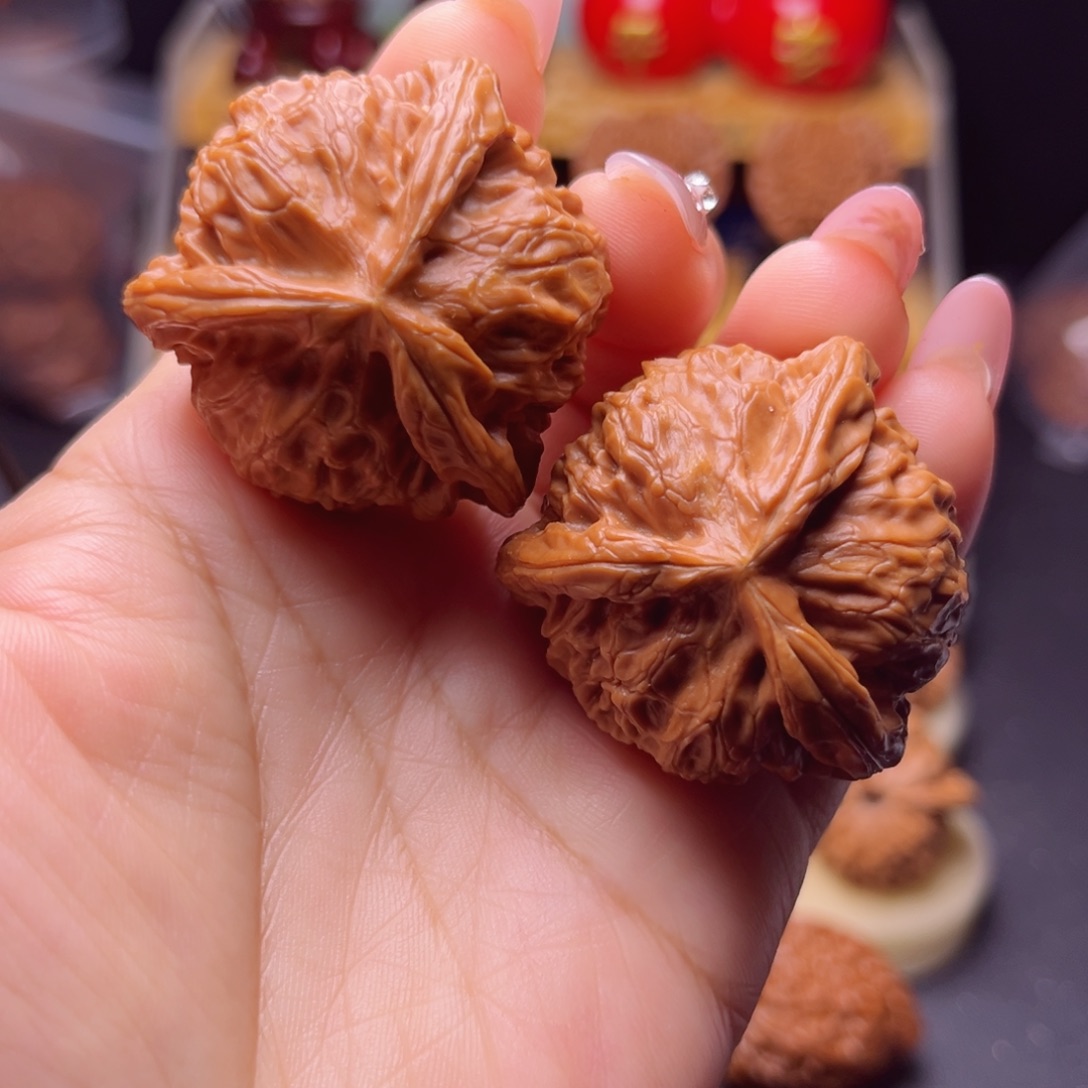 吊坠文玩核桃宫灯拼接三棱