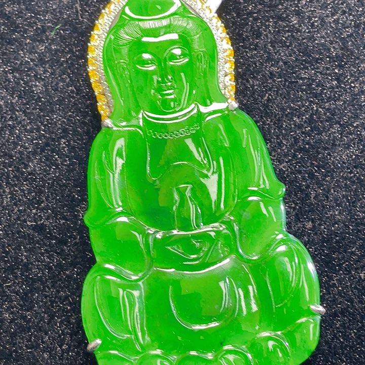 翡翠颈饰未镶嵌58，