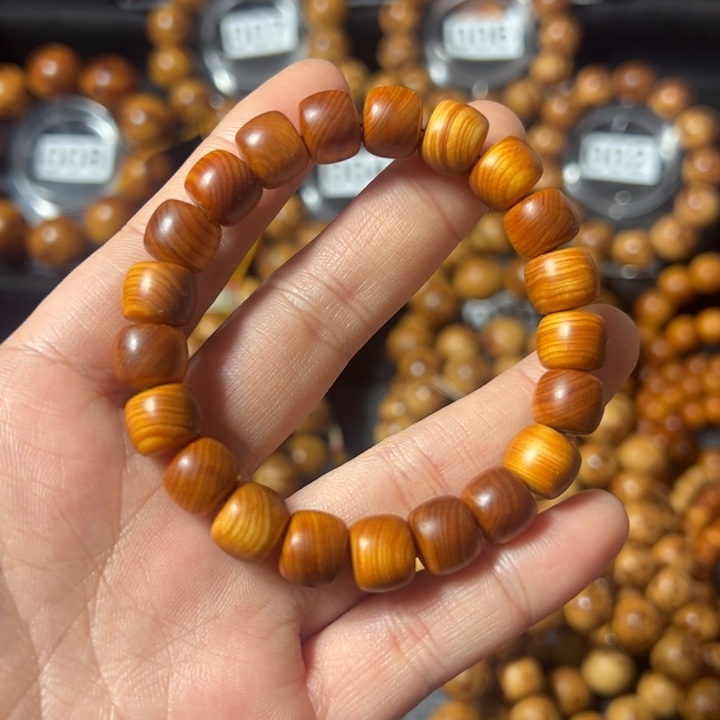 柏木（崖柏）雨滴珠