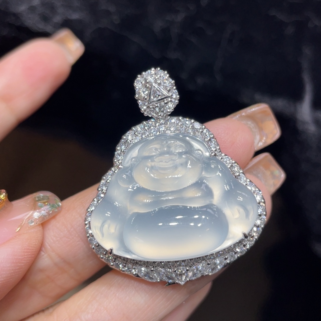 翡翠颈饰18K金镶嵌天然缅甸翡翠