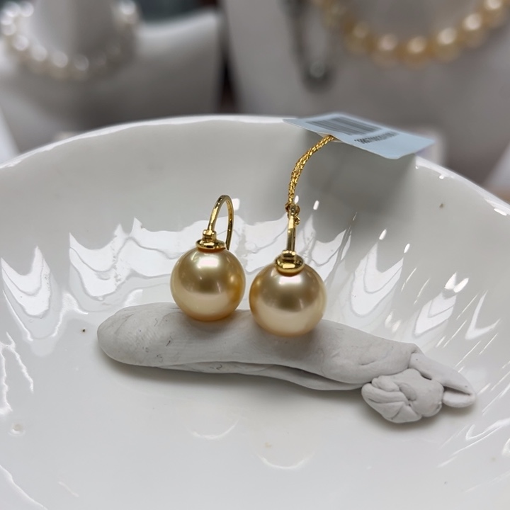 海水珍珠耳饰18K金镶嵌