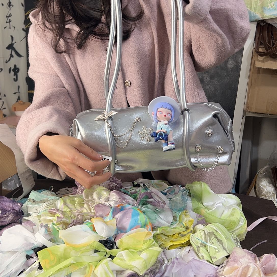 羊***咩441娃包手作不退不换