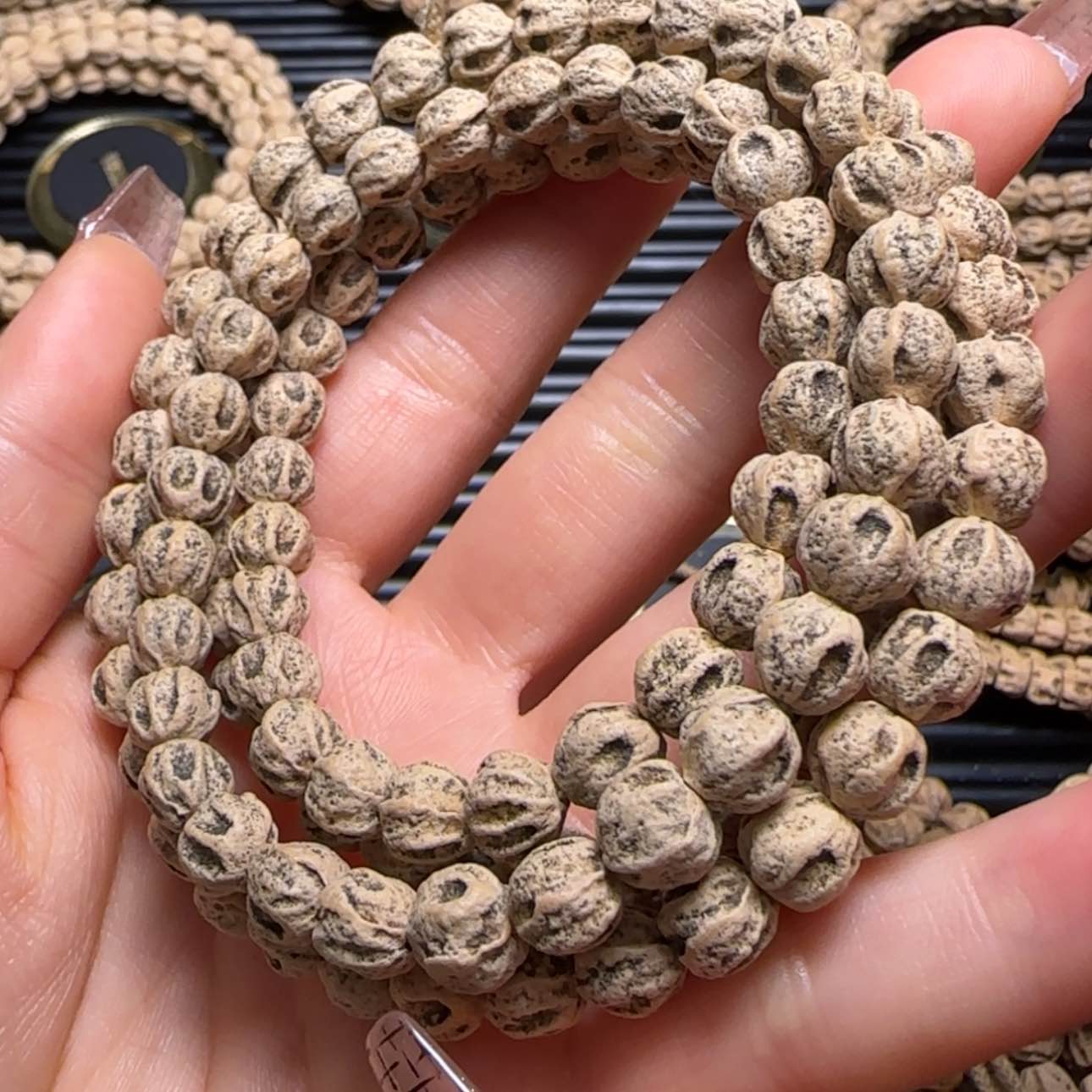 【闪购商品】柏香籽/百香籽吊坠姜***?