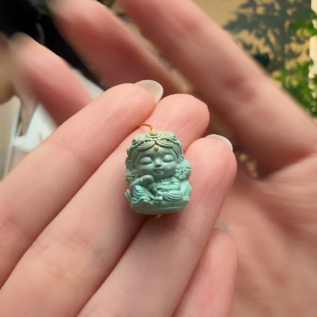 绿松石未镶嵌颈饰