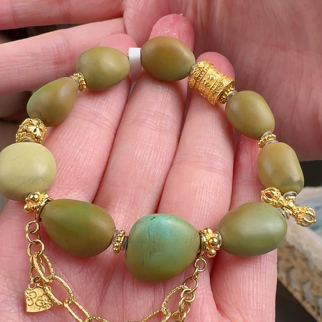 绿松石珠宝奇石18K金镶嵌