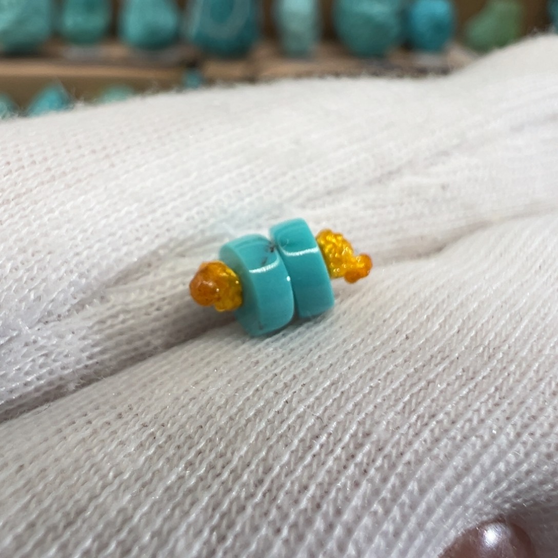 绿松石配饰未镶嵌