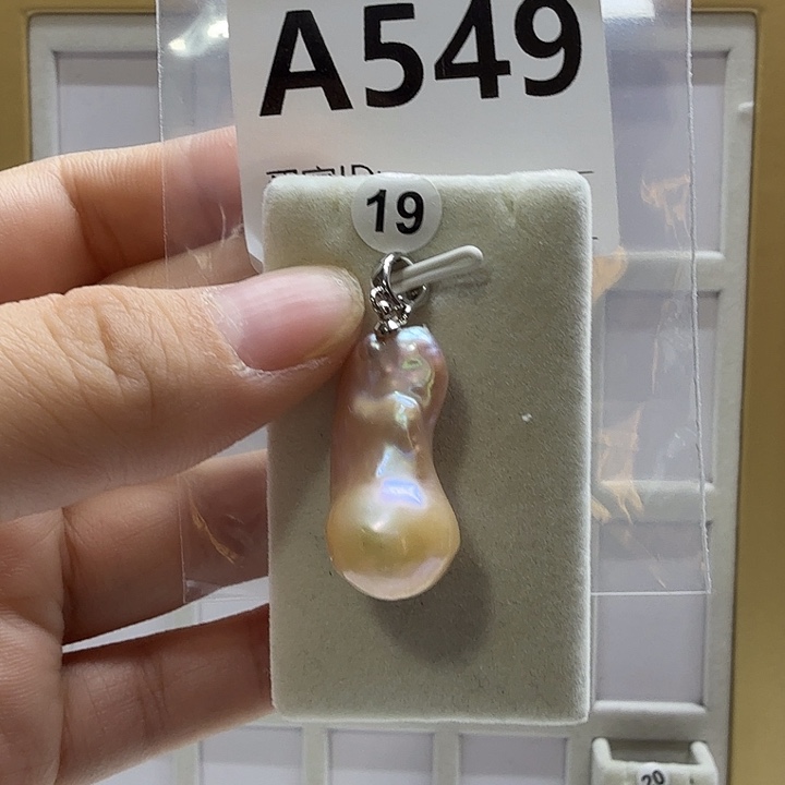 合成立方氧化锆合金