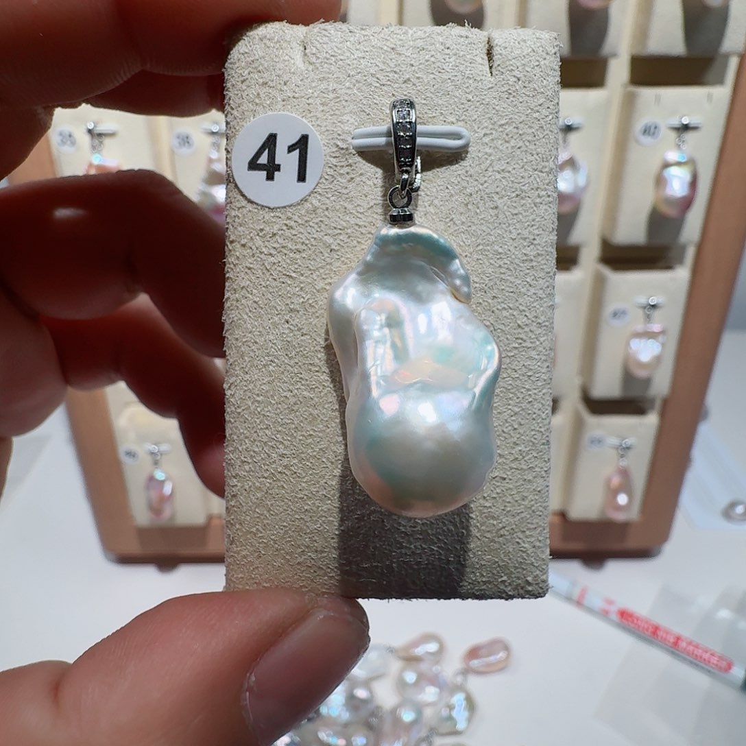 颈饰合金淡水珍珠