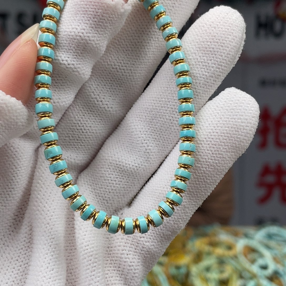 绿松石未镶嵌挂件