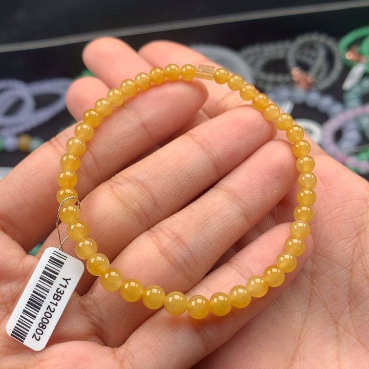 翡翠手镯未镶嵌卡