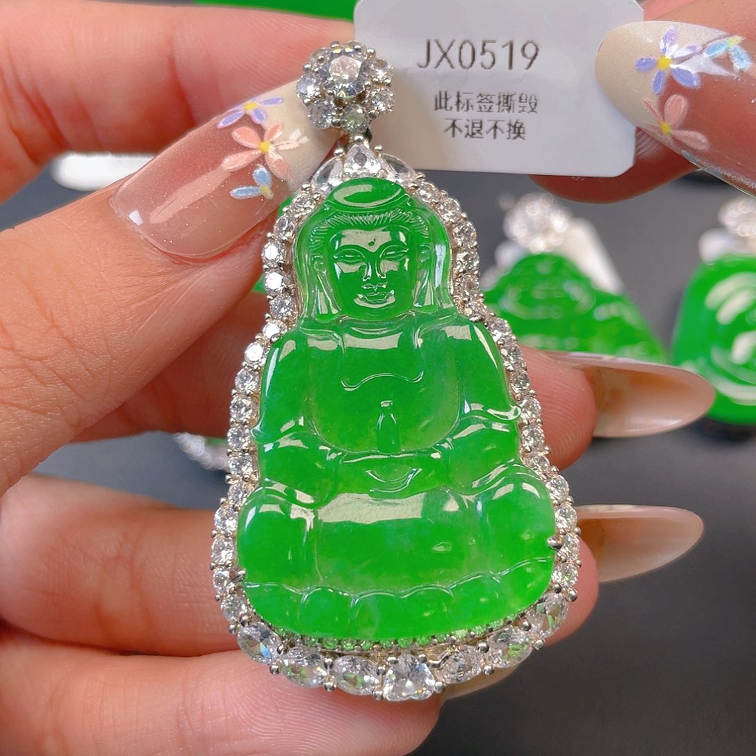 【闪购商品】颈饰银S925镶嵌翡翠翡翠