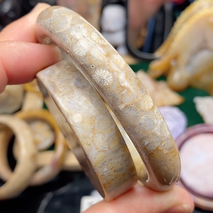 硅化珊瑚（珊瑚玉）手镯未镶嵌54,3