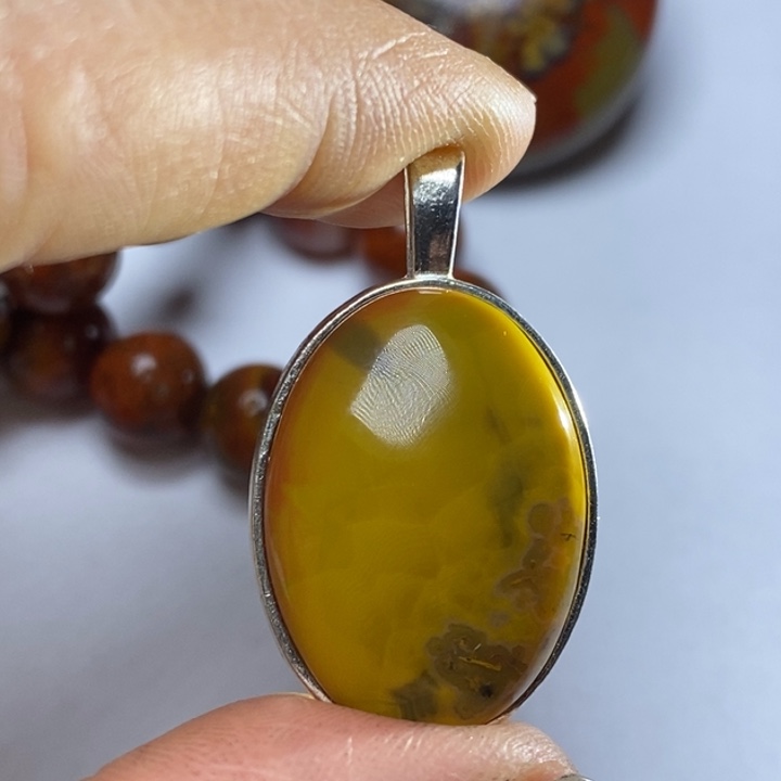 玛瑙/玉髓颈饰未镶嵌