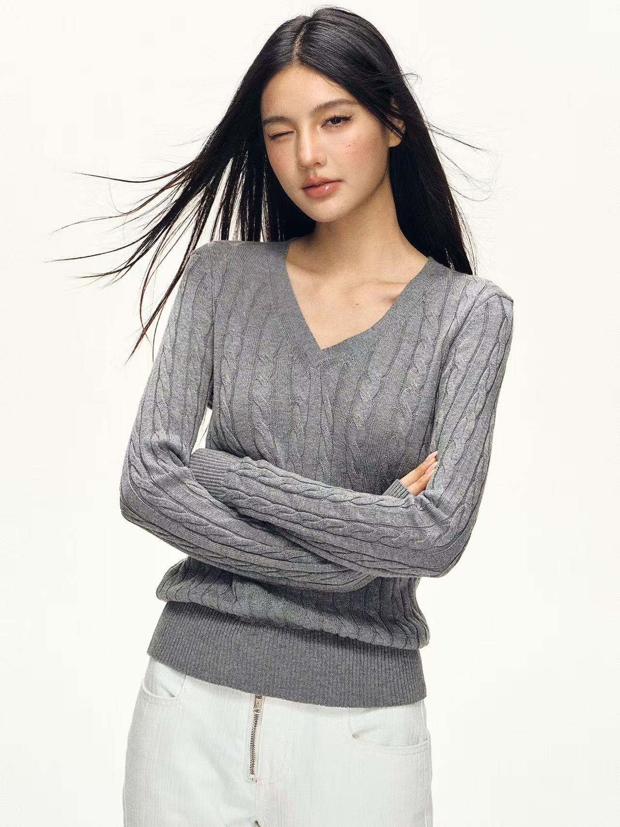 【番茄妹妹】V领麻花毛衣女早秋韩系氛围感内搭打底修身针织衫上衣