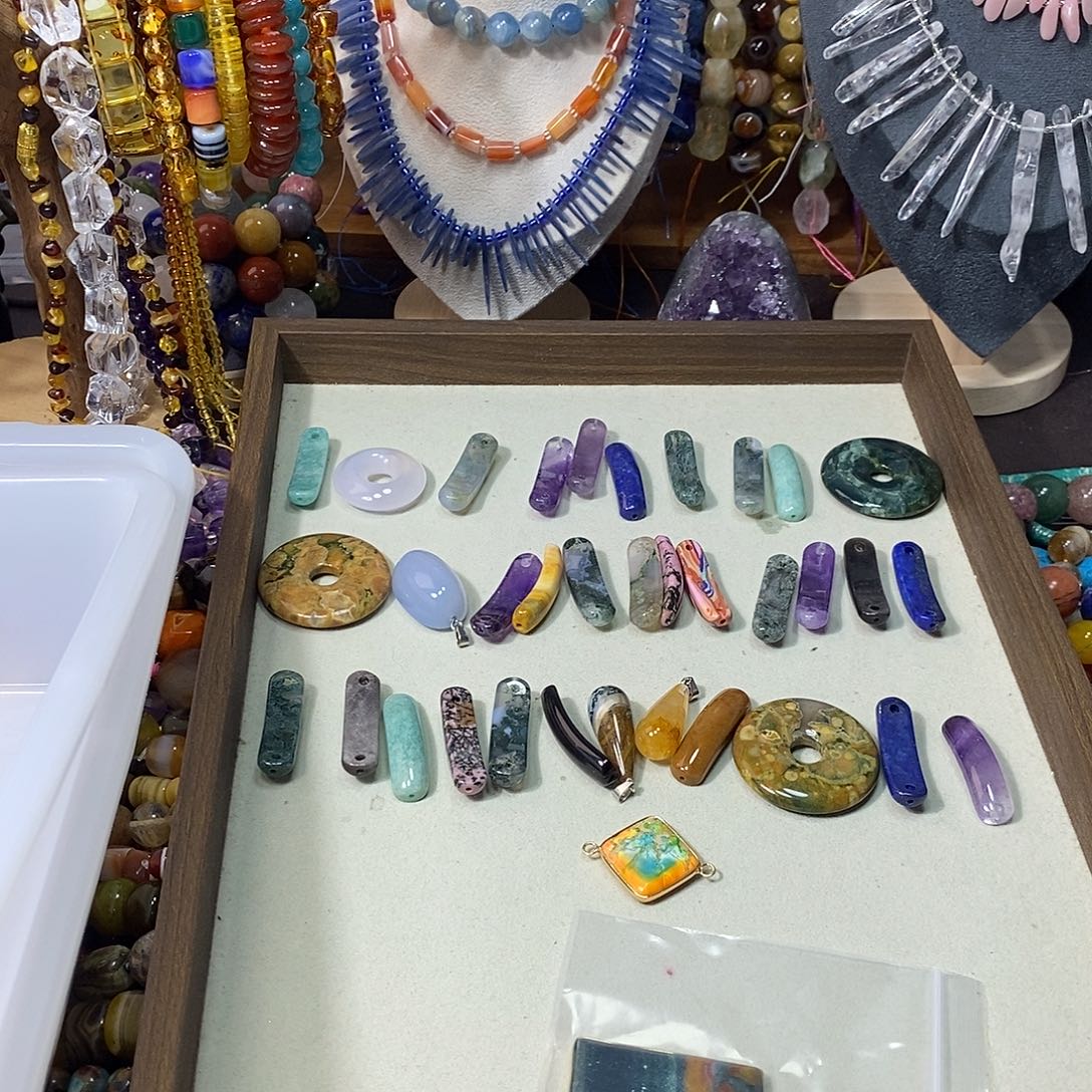 不***识石英质玉未镶嵌，自选17.5单➕1