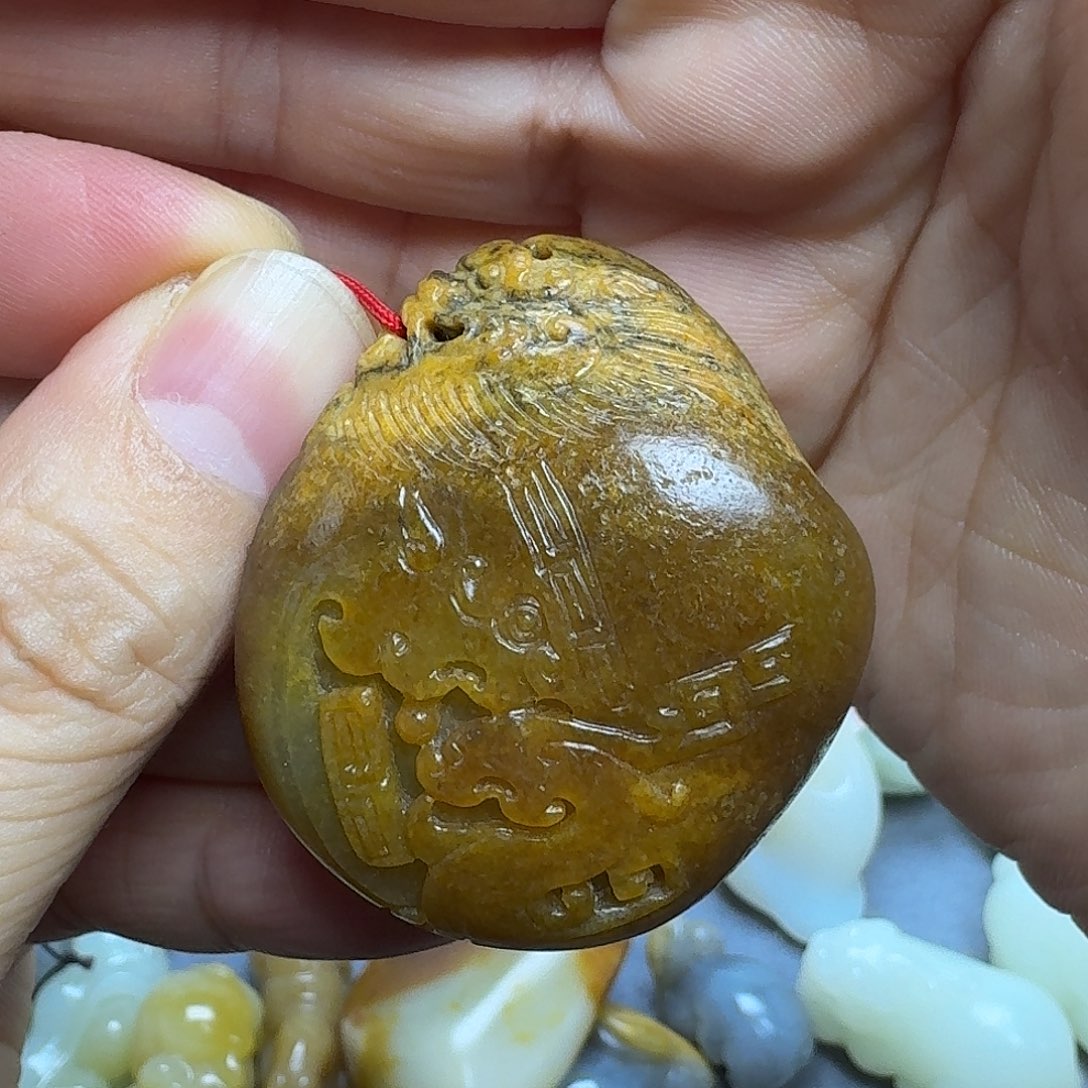 和田玉颈饰未镶嵌