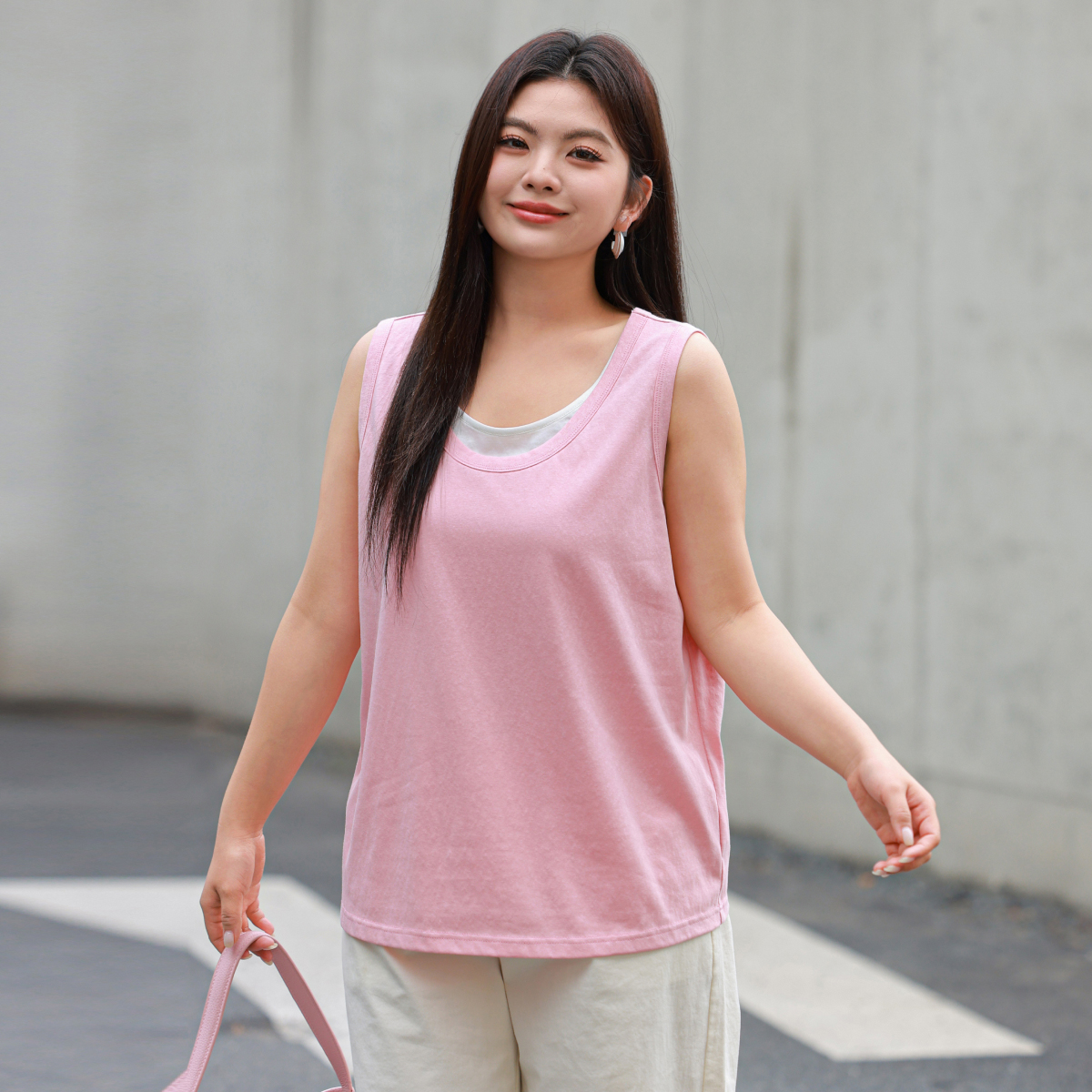 【假两件撞色拼接U领针织背心】MsShe大码女装2025夏装X~M2506008