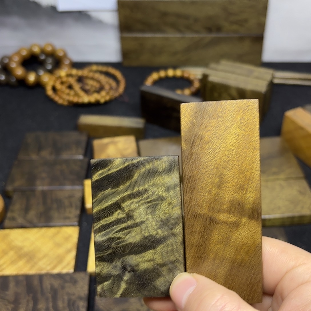 摇***森金丝楠一物一拍链接