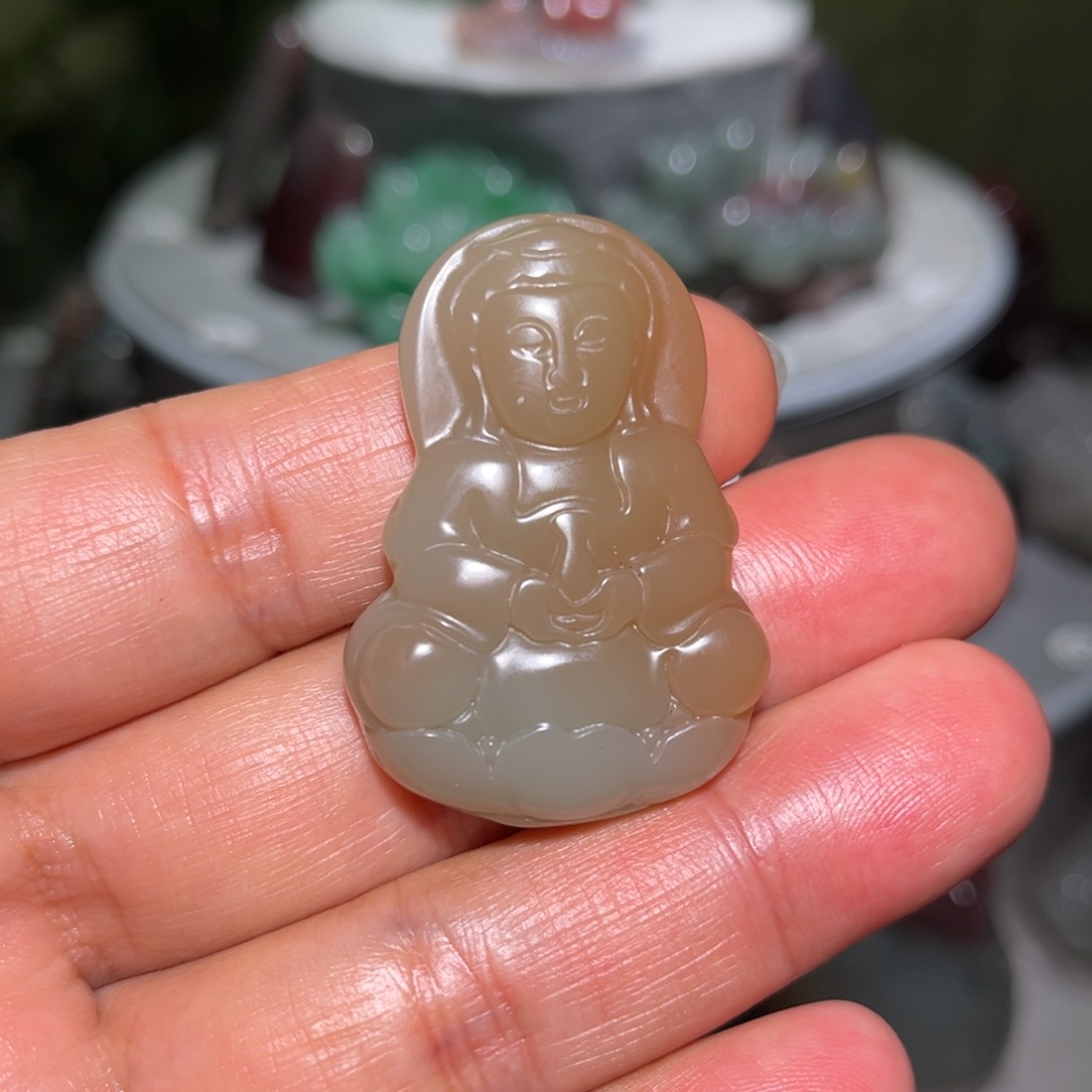 未镶嵌颈饰玛瑙/玉髓观世音