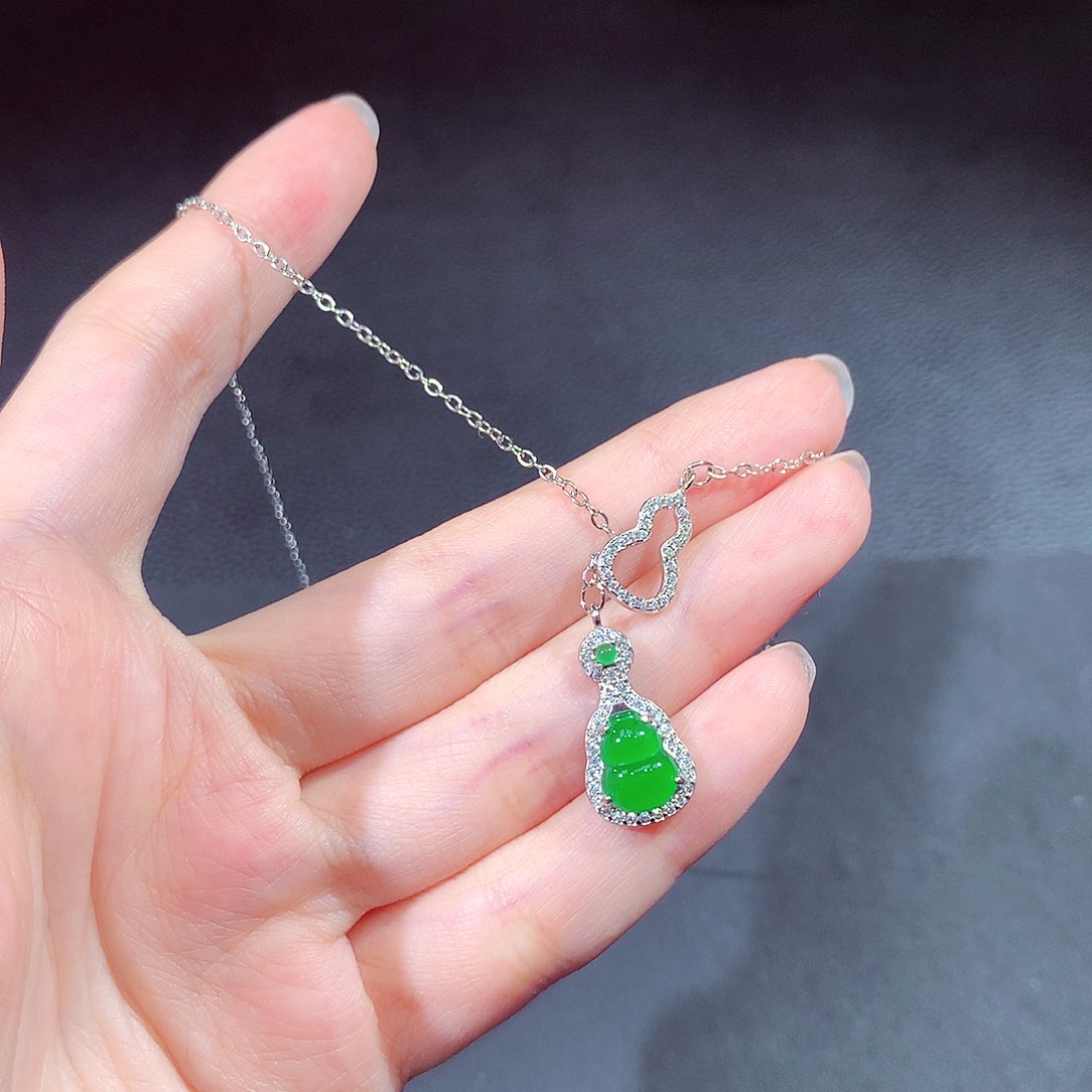 翡翠戒指未镶嵌翡翠