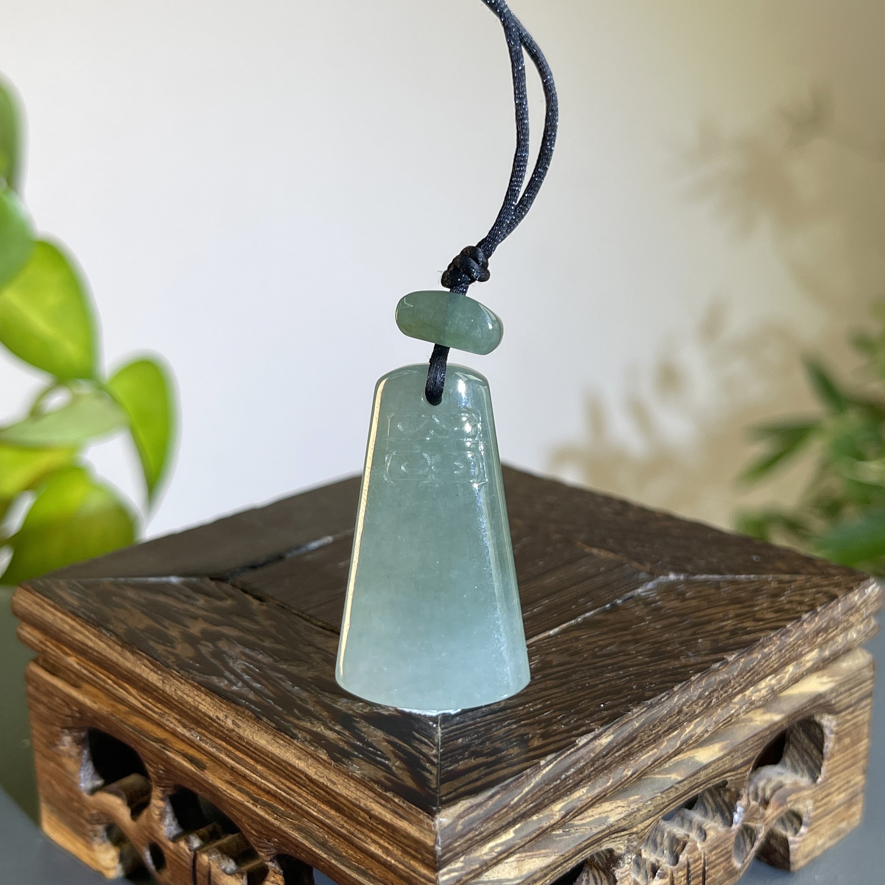 JTA18-43  天然缅甸翡翠A货 仿古牌