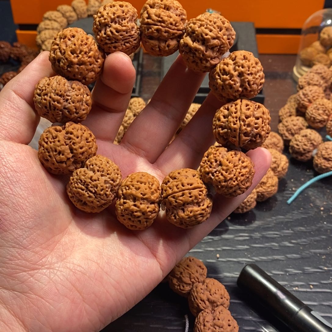 金刚菩提手串弯****6梅花