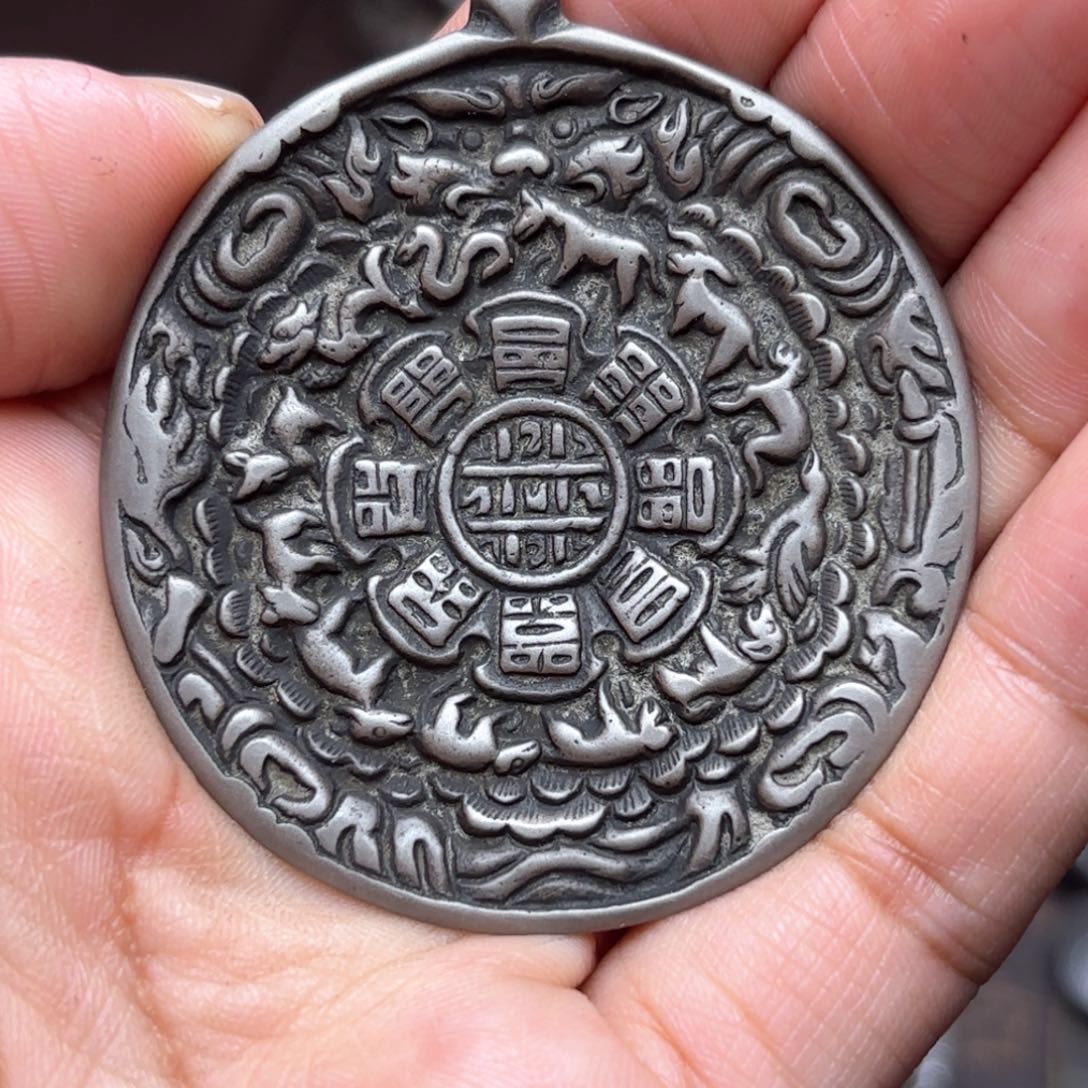 铜星月菩提吊坠项链