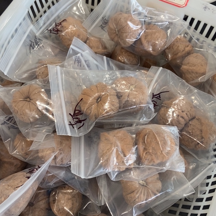 吊坠文玩核桃南瓜墩儿瑕疵