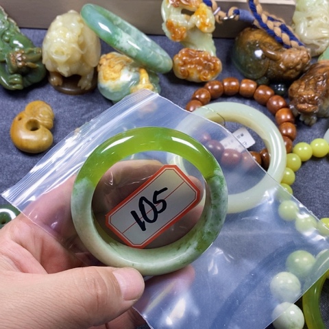 未镶嵌蛇纹石玉手链