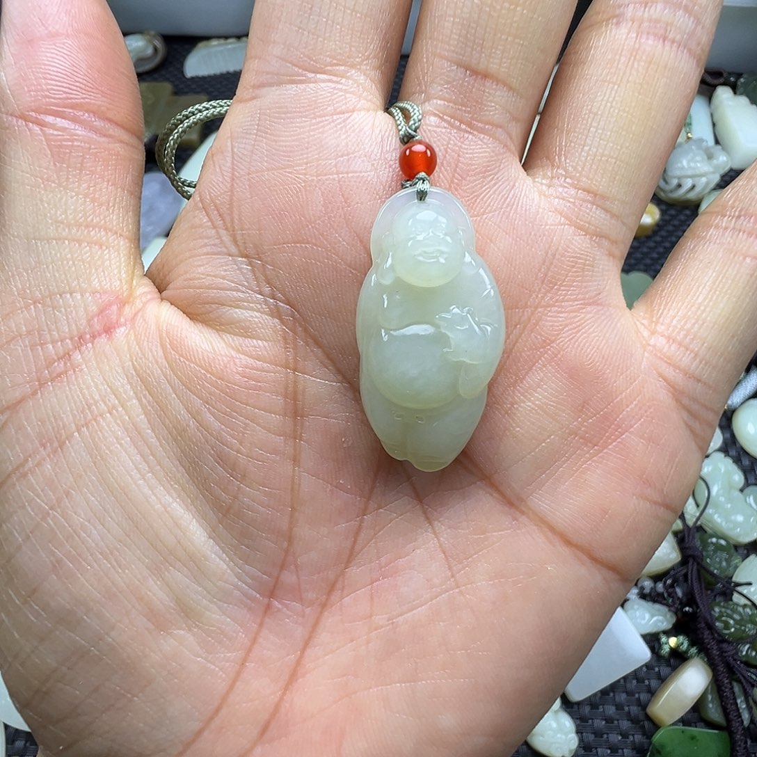 和田玉未镶嵌颈饰卡32