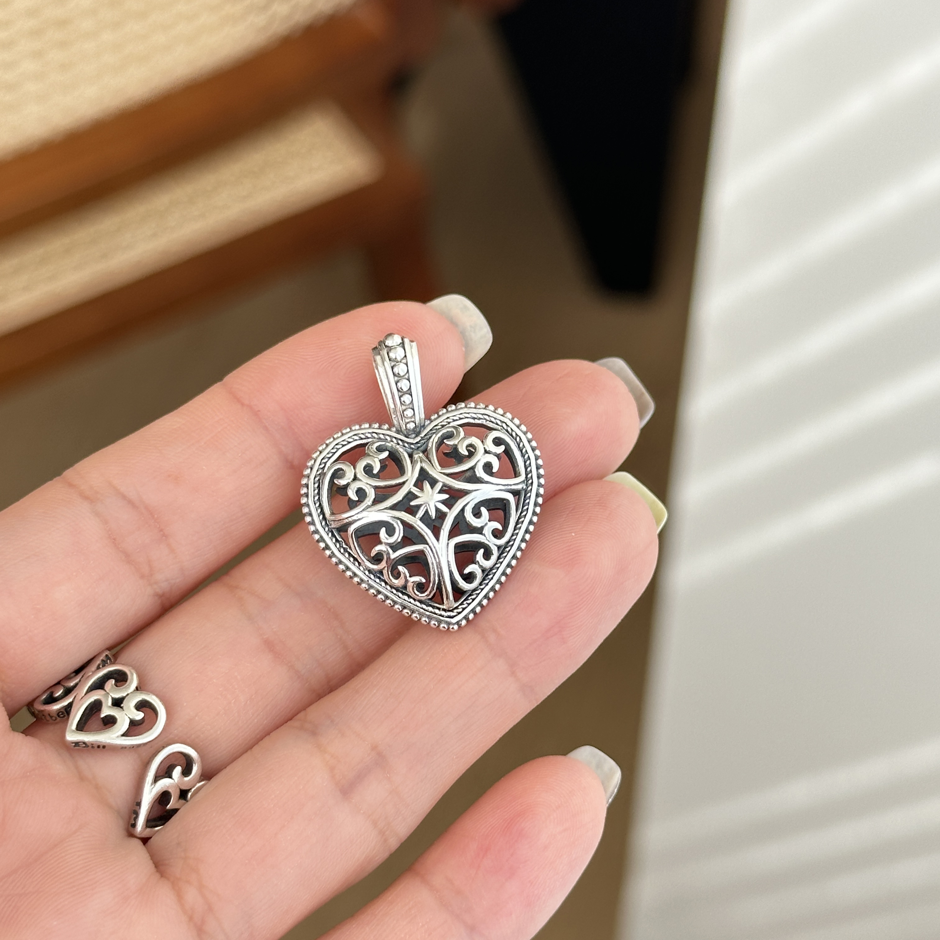 吊坠925银 原创设计时尚简约百搭气质女立体镂空桃心吊坠 3867