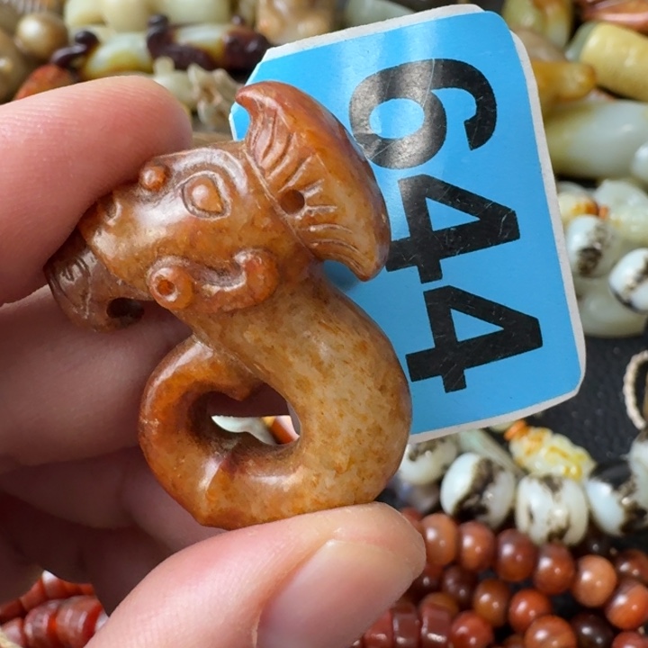 宝***和田玉未镶嵌颈饰