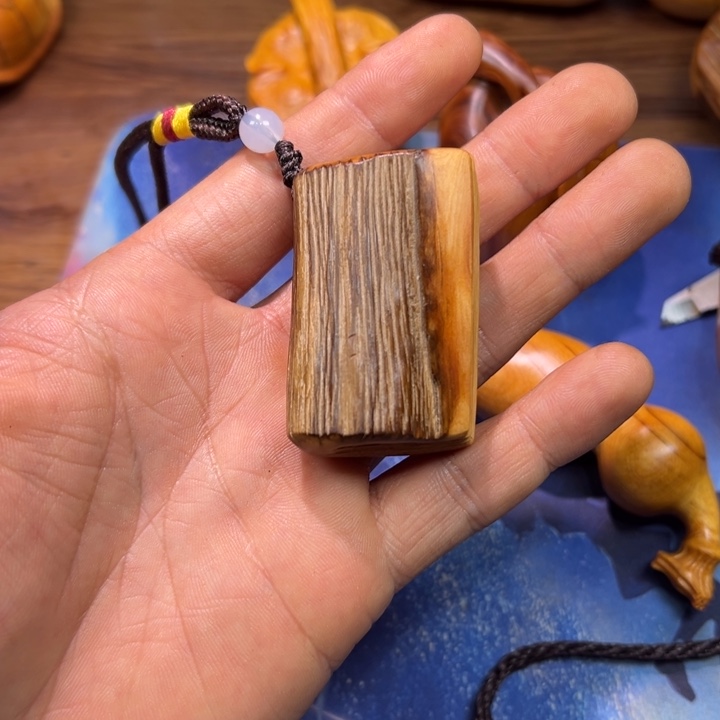 柏木（崖柏）陈化老料手串把件 