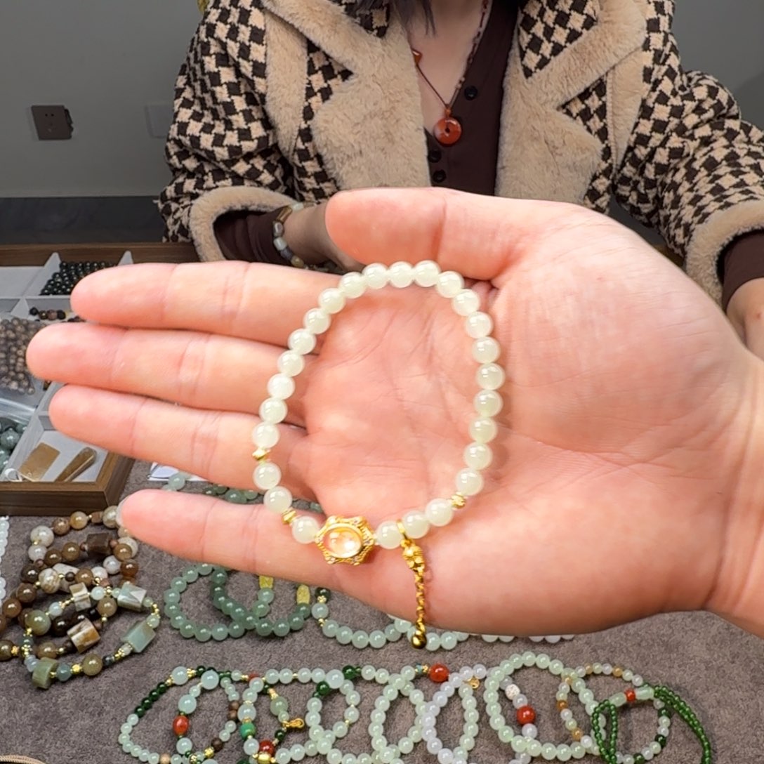 和田玉未镶嵌手链