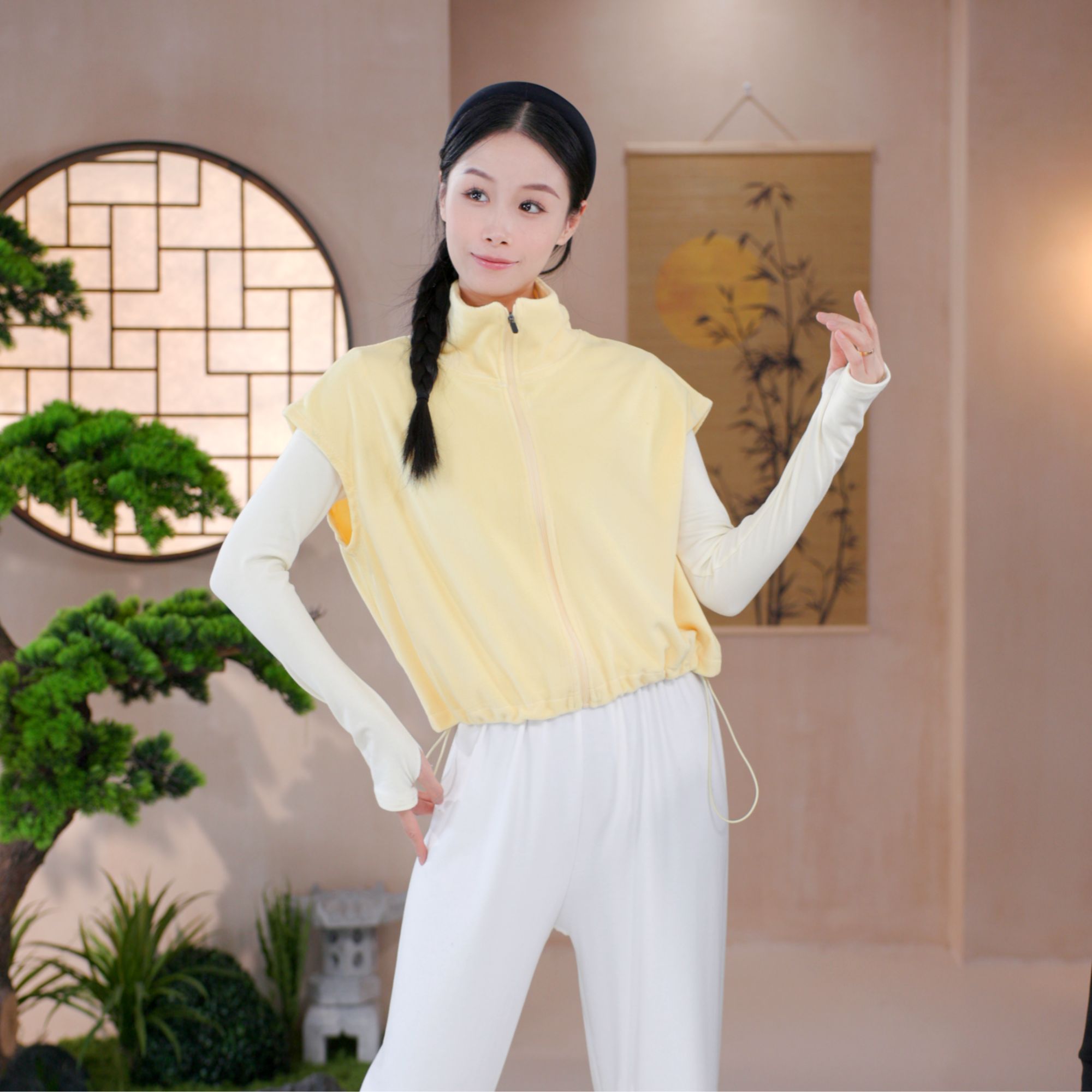 2025新款现代舞上衣秋冬加绒保暖马甲成人练功服古典舞上衣外套